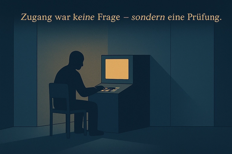 Eine sitzende Figur tippt ruhig in ein goldglühendes Terminal; der geometrische Raum bleibt unverändert, darüber steht: ‚Zugang war keine Frage – sondern eine Prüfung.‘
